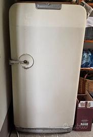 Frigorifero vintage Frigidaire (GM) fine anni 40