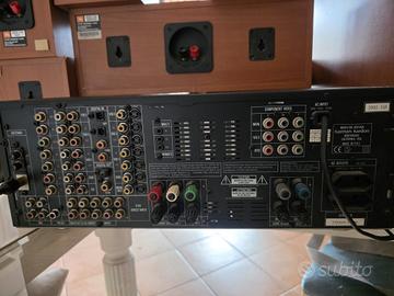 SINTOAMPLIFICATORE HARMAN KARDON