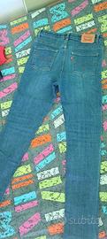 Jeans levis taglia 12 anni 