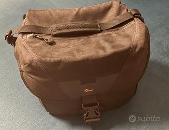 BORSA PER FOTOCAMERA LOWEPRO STEALTH REPORTER D300