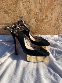 Scarpe con tacco alto suola oro