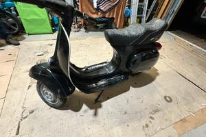 Vespa 50 L allingata del 1969