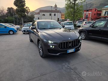 Maserati Levante 3.0 V6 Diesel 275 cv AWD Granluss