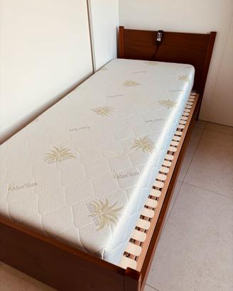 Letto con rete motorizzata