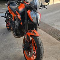 KTM 890 Duke - 2022