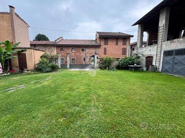 CASA SEMINDIPENDENTE A SAN ZENONE AL PO