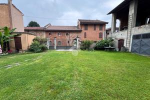 CASA SEMINDIPENDENTE A SAN ZENONE AL PO