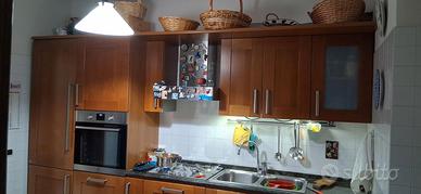 Cucina buono stato lunga 325 cm