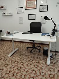 Scrivania IKEA Bekant NUOVA 160X80 bianca