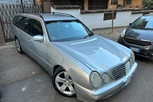 Mercedes serie e sw kompressor avantgarde