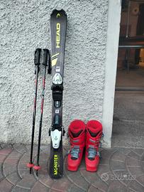 attrezzatura per sciare 