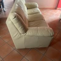 DIVANO ECOPELLE TRE POSTI