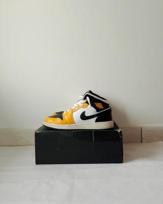 Scarpe Nike Air Jordan 1 Mid 🏀