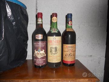 Bottiglie di vino degli anni 70