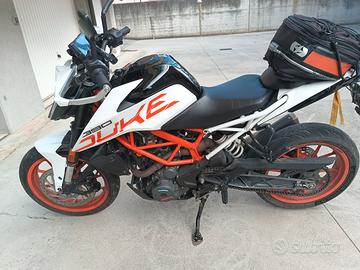 KTM Duke 390 