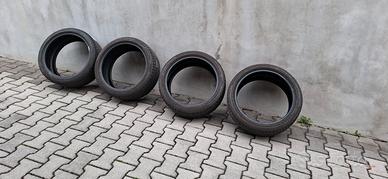 treno di pneumatici estivi Bridgestone 215/40/17