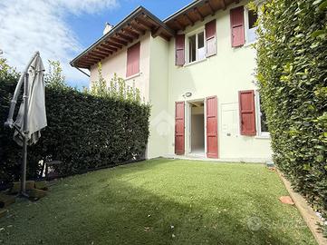 3 LOCALI A DESENZANO DEL GARDA