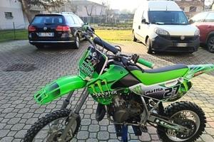 Moto crosso Kavasaki