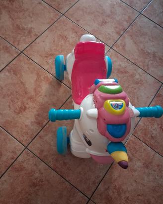 unicorno baby clementoni.