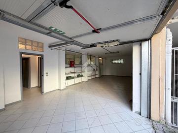 MAGAZZINO A BRESCIA