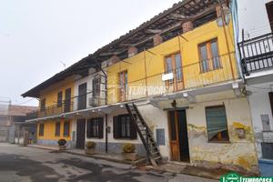 TERRATETTO A CERETTI DI FRONT