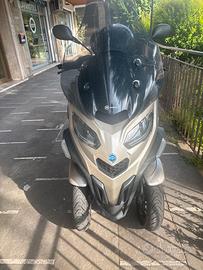 Piaggio mp3 400 hpe 2023 full optional permute