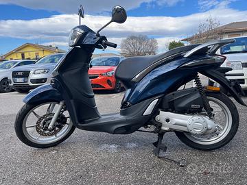 Piaggio Liberty 50 blu