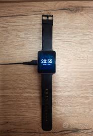 LG G Watch W100 con basetta