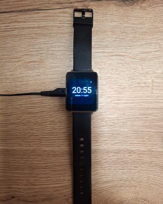 LG G Watch W100 con basetta