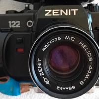 Macchina fotografica  a pellicola Zenit 122 
