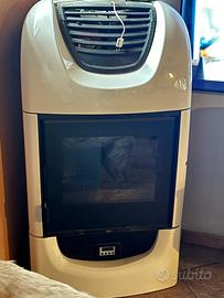 Stufa a legna La Nordica, modello Wanda