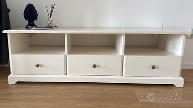 Mobile tv ikea liatorp