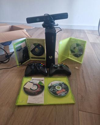 Xbox 360 con kinetic , 2 Joystick e 4 giochi