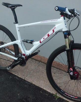 GT ZASKAR XC CARBON 29 NUOVA