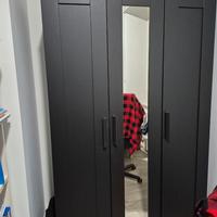 Armadio tre ante nero