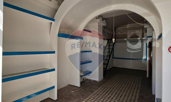 Locale Commerciale - Roma