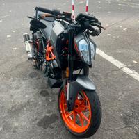 Ktm duke 125 2023 (abs)