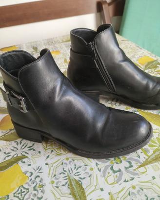 stivaletti donna nr.38 Primadonna