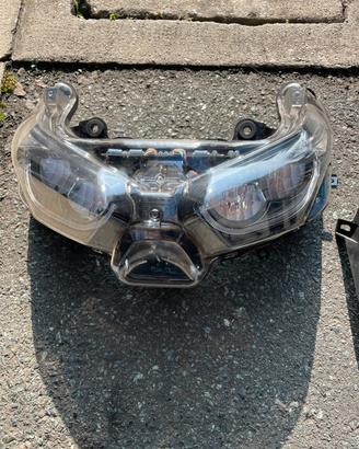 Faro anteriore Yamaha Xmax 2019