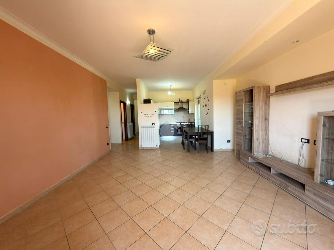 Apartment in Crotone, 48 alloggi, Gabelluccia - Vista 2