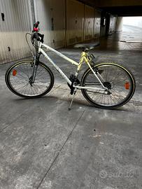 Mountain Bike Decathlon Rockrider 5.1 - Donna