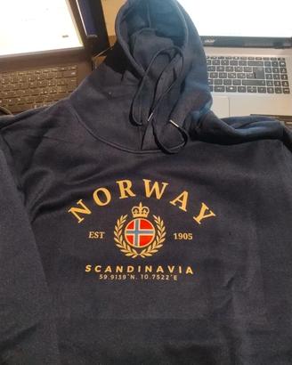 Felpa con cappuccio con stampa "NORWAY" taglia XL