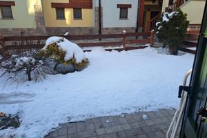 Oulx: Bilocale con Giardino Privato e Box