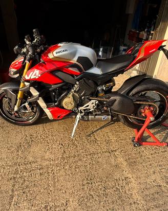Ducati Streetfighter V4S