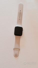 Apple Watch SE (2nd Gen) 44 mm