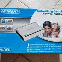 Switch Ethernet 5 Porte Eminent - 10/100 Mbps -