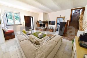 Villa singola con ampio giardino