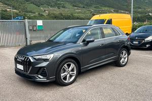 Audi Q3 35 2.0 tdi s-tronic