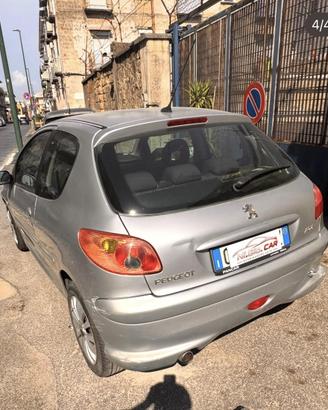 Pegeout 206