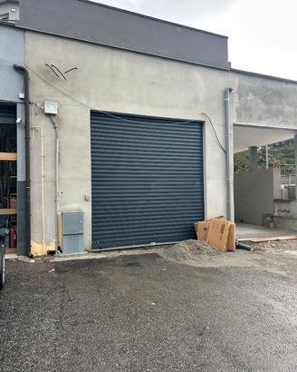 Catanzaro v.l.della valle locale commerciale